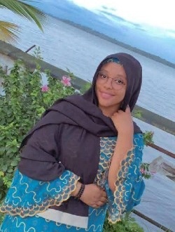 Hadidja's profile, a single 24-year-old a woman in Douala