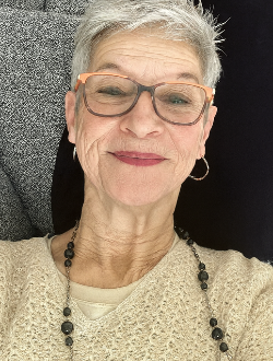 Anne's profile, a single 67-year-old a woman in Gatineau