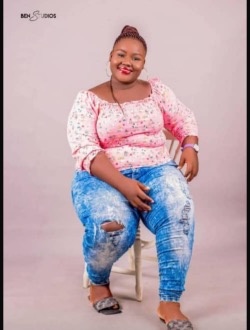 Cynthia's profile, a single 25-year-old a woman in Cotonou