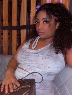 Manuella's profile, a single 25-year-old a woman in Abi