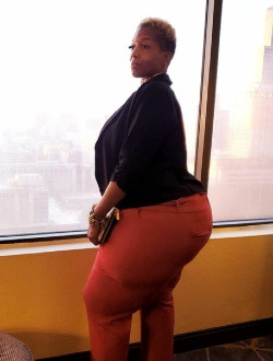 Michelle's profile, a single 39-year-old a woman in Accra Central