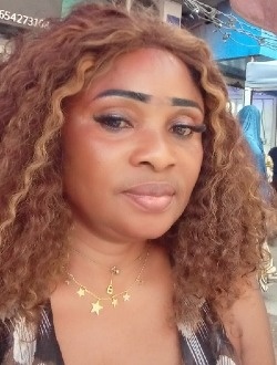 Céline's profile, a single 50-year-old a woman in Douala