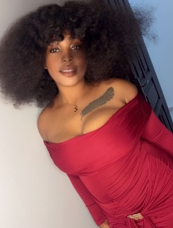 Sandra's profile, a single 38-year-old a woman in Yaoundé