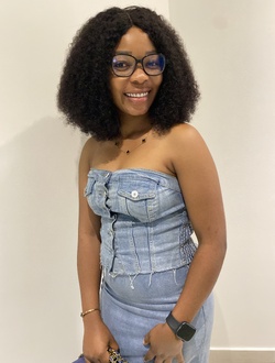 Sarah's profile, a single 30-year-old a woman in Kinshasa