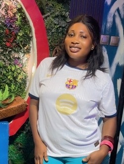 Aïcha's profile, a single 26-year-old a woman in Akoul