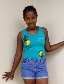 Melo's profile, a single 20-year-old a woman in Antalaha