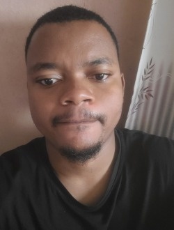 Honoré's profile, a single 27-year-old a man in Yaoundé