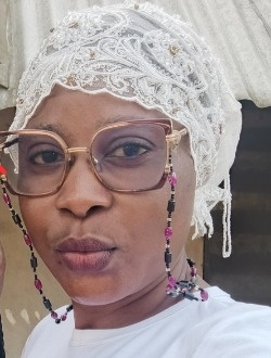 Khady's profile, a single 36-year-old a woman in Abidjan