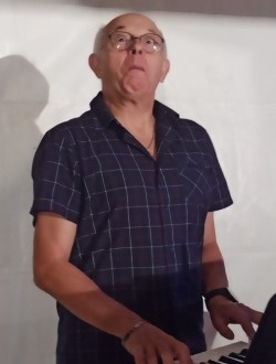 profile picture 0