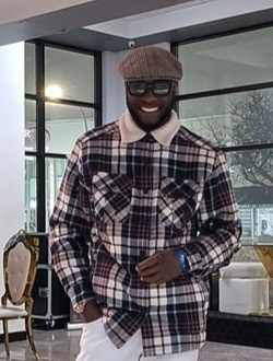 Gide's profile, a single 35-year-old a man in Drummondville