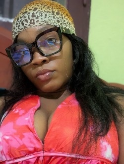 Samuella's profile, a single 22-year-old a woman in Yaoundé