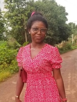 Leatitia Brenda's profile, a single 29-year-old a woman in Yaoundé