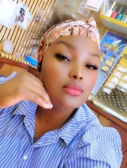 Leatitia's profile, a single 31-year-old a woman in Yaoundé