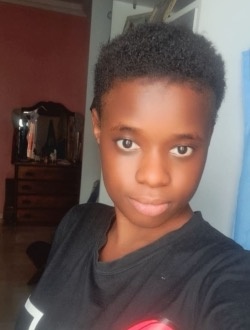 Perfil de Fatima, una mujer soltero(a) de 18 años en Dakar