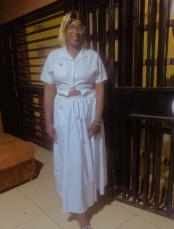 Nina's profile, a single 36-year-old a woman in Yaoundé