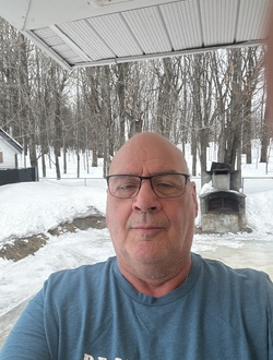 Elie's profile, a single 65-year-old a man in East Broughton