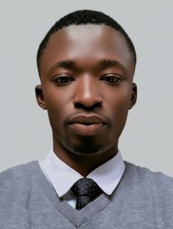 King's profile, a single 32-year-old a man in Kinsa