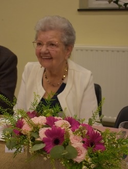 Eliane's profile, a single 86-year-old a woman in Matagne-La-Grande