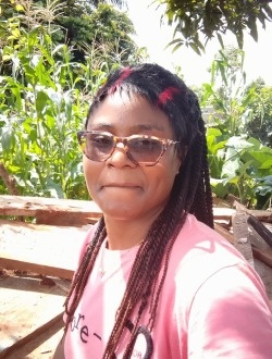 Sandrine's profile, a single 38-year-old a woman in Abong Mbang