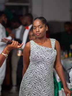 Maike's profile, a single 22-year-old a woman in Aboni