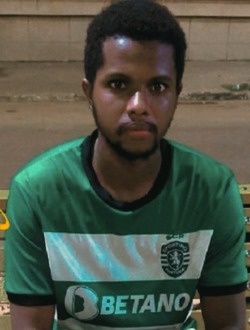 Moustapha's profile, a single 27-year-old a man in Conakry