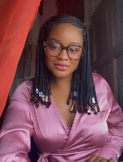 Rose's profile, a single 24-year-old a woman in Yaoundé