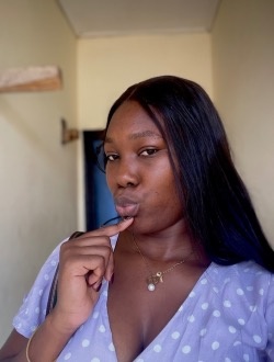 Gladis's profile, a single 24-year-old a woman in Yaoundé