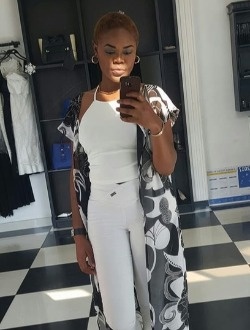 Lyse's profile, a single 35-year-old a woman in Pointe-Noire