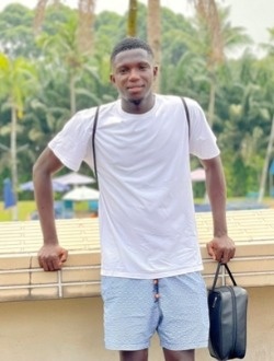 Freddy's profile, a single 25-year-old a man in Abata