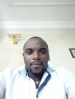 Ray's profile, a single 41-year-old a man in Douala