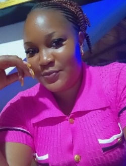 Ines's profile, a single 25-year-old a woman in Yaoundé