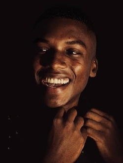 Rock's profile, a single 34-year-old a man in Edéa