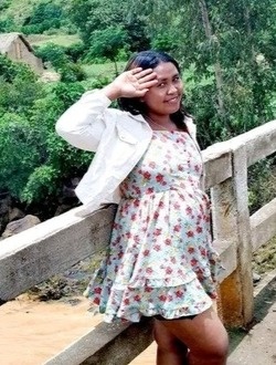 Bénédicte's profile, a single 20-year-old a woman in 1ER Arrondissement