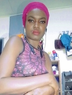 Aude Laure's profile, a single 38-year-old a woman in Aban