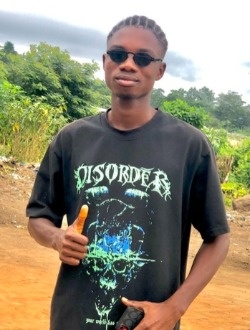 Navas's profile, a single 26-year-old a man in Abadjin-Doumé