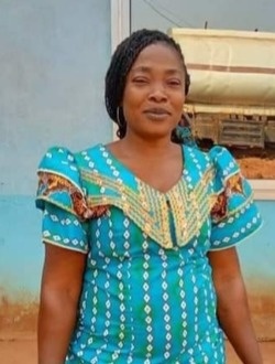 Flora's profile, a single 43-year-old a woman in Nkoambang