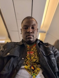 Alex's profile, a single 28-year-old a man in Paris