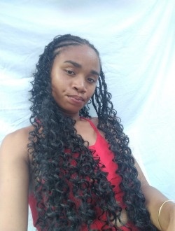 Sophie's profile, a single 24-year-old a woman in Antalaha