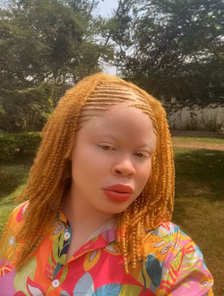 Sonia's profile, a single 27-year-old a woman in Yaoundé