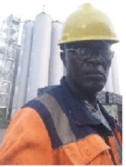 Alex's profile, a single 47-year-old a man in Douala