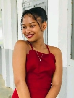 Annaïsse's profile, a single 24-year-old a woman in Antalaha