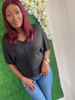 Auriane's profile, a single 29-year-old a woman in Libreville