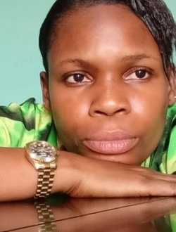 Christine's profile, a single 33-year-old a woman in Ababita