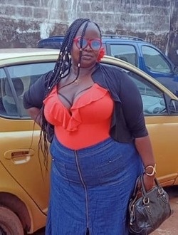 Queen Mercedes's profile, a single 43-year-old a woman in Yaoundé