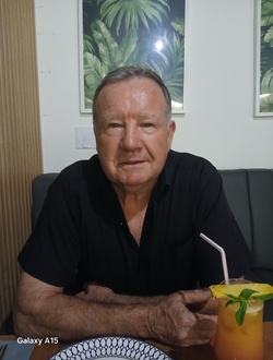 Michel's profile, a single 57-year-old a man in Assinie-Mafia