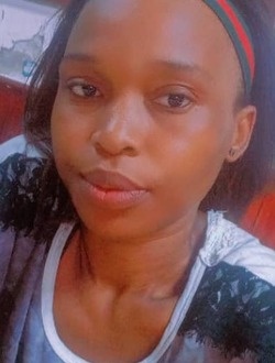 Elisabeth's profile, a single 33-year-old a woman in Yaoundé