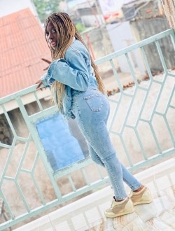 Belfina's profile, a single 22-year-old a woman in Kinshasa