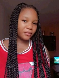 Marina's profile, a single 19-year-old a woman in Abang I