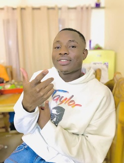 Seydou's profile, a single 27-year-old a man in Bobo-Dioulasso