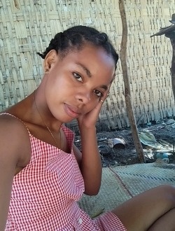 Rasoanandrasana's profile, a single 22-year-old a woman in Alarobia-Antanamalaza